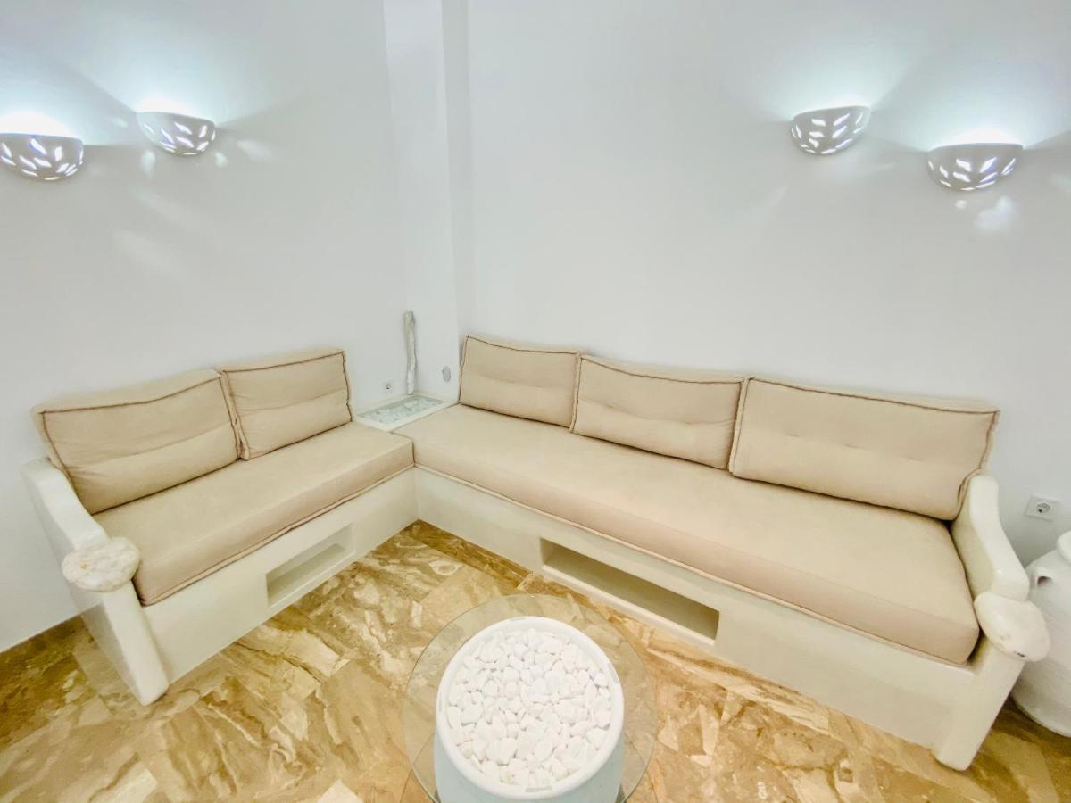 Deluxe Studios & Suites Ageri-Milos آداماس المظهر الخارجي الصورة
