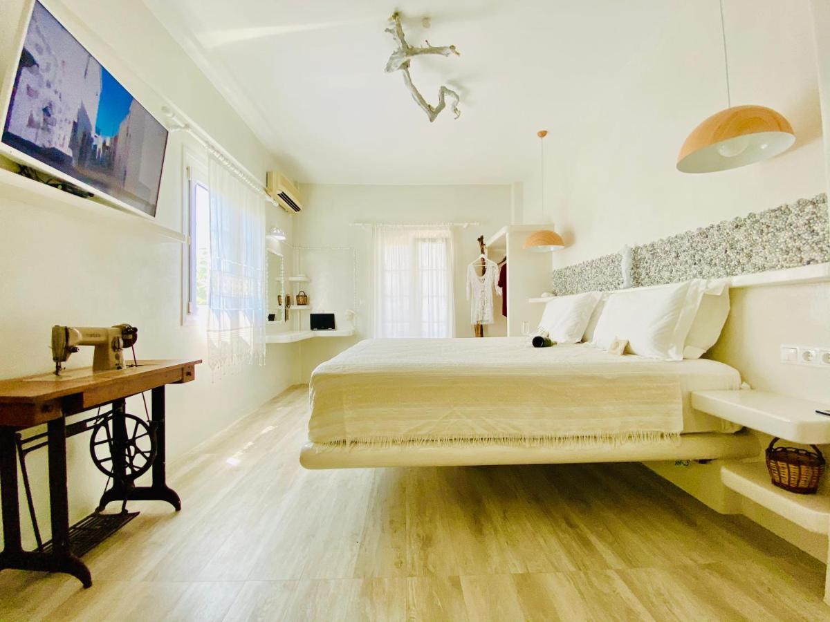 Deluxe Studios & Suites Ageri-Milos آداماس المظهر الخارجي الصورة