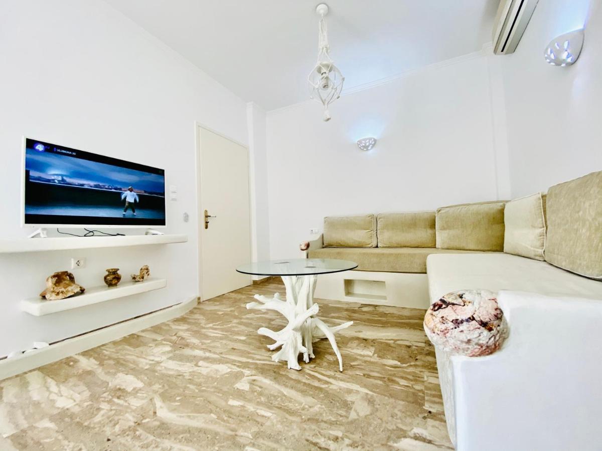 Deluxe Studios & Suites Ageri-Milos آداماس المظهر الخارجي الصورة
